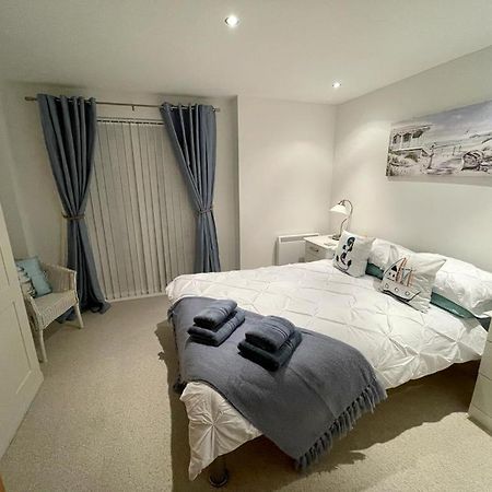 Sea View Apartment At The Beach! 拉内利 外观 照片