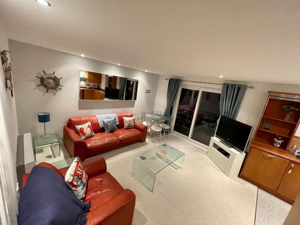 Sea View Apartment At The Beach! 拉内利 外观 照片